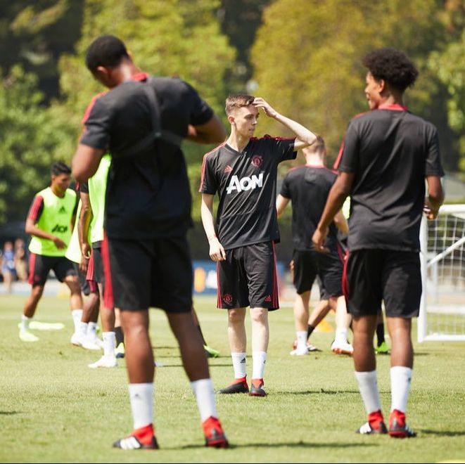 Picture TNFreestyle / Tom Nolan training with Manchester United for Adidas Football
